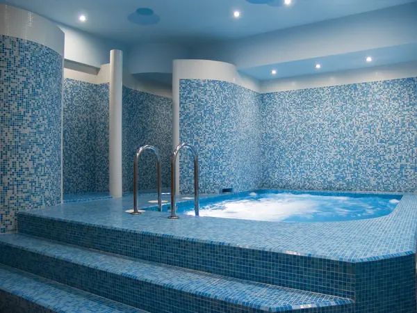 Проектирование и строительство бассейнов