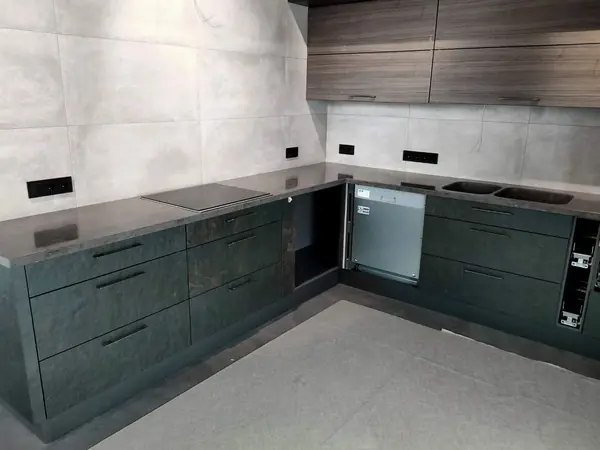 Кухонная столешница из искусственного камня Hi-Macs с чашами