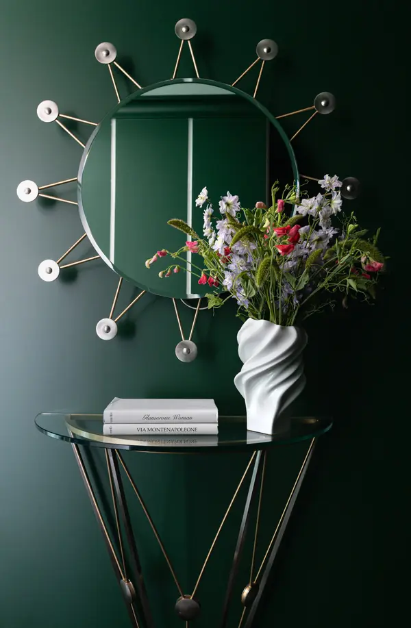 Интерьер квартиры в сочных оттенках с текстилем от Pierre Frey