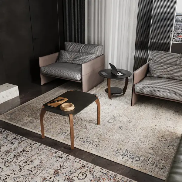 Журнальный столик ДОМОВОЙ черного цвета в гостиной