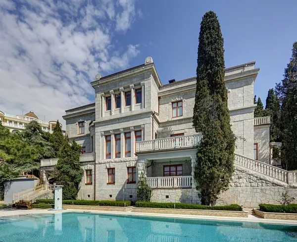 Дача «Мурад-Авур» Н.Н. Комстадиуса в Мисхоре