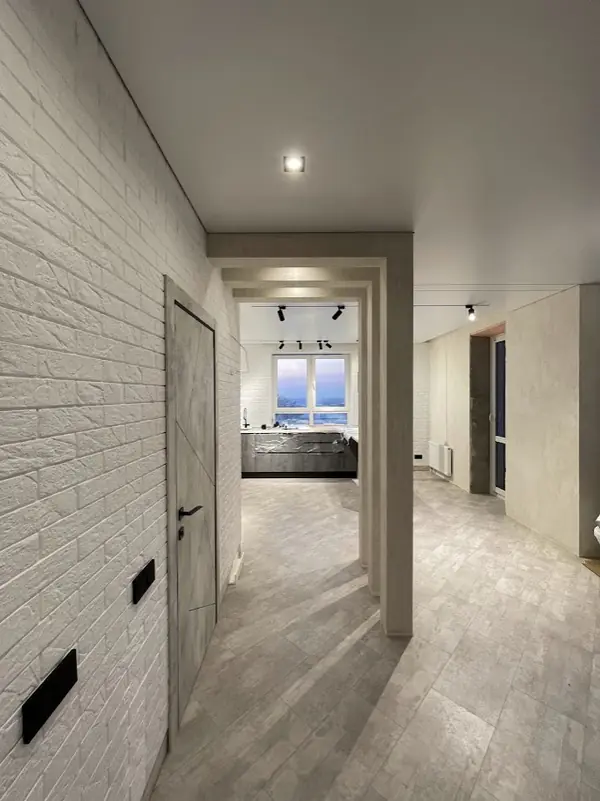 Теневые потолки на Серафимовича