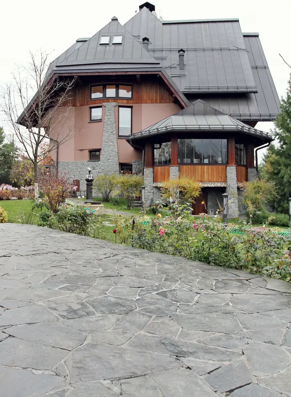 High house whith pool