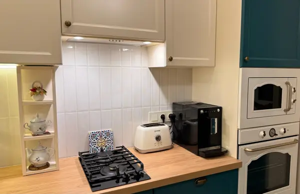 Кухонный гарнитур Хвоя от дизайнера