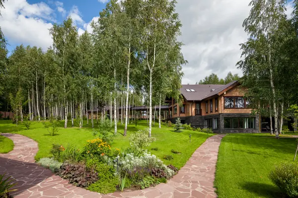 Родовое гнездо - трехэтажный загородный дом в Нижегородской области