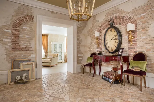 Дом в Неоклассике