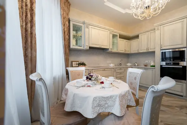 Приглушенное изящество