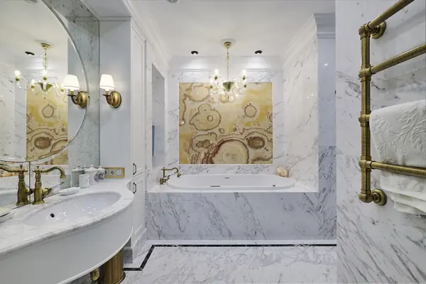 Смольный парк