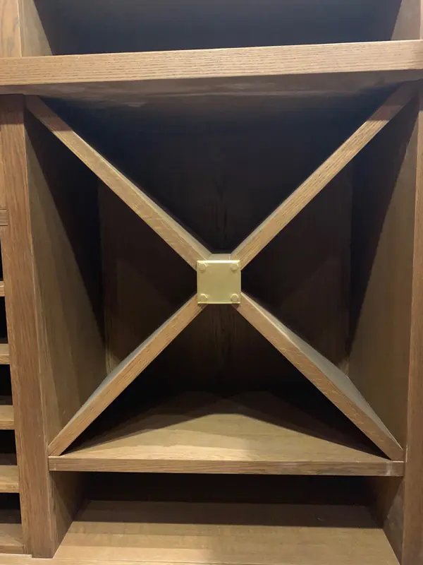 Винный погреб на 600 бутылок