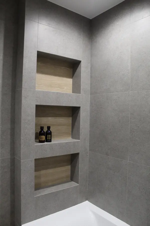 Четырехкомнатная в центре под ключ по дизайн-проекту