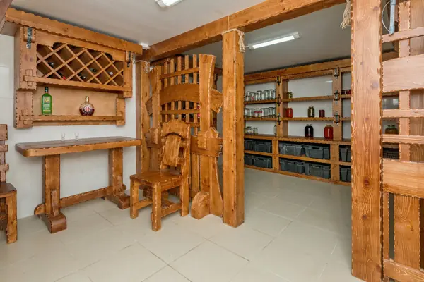 Подвал в доме из клееного бруса по индивидуальному проекту