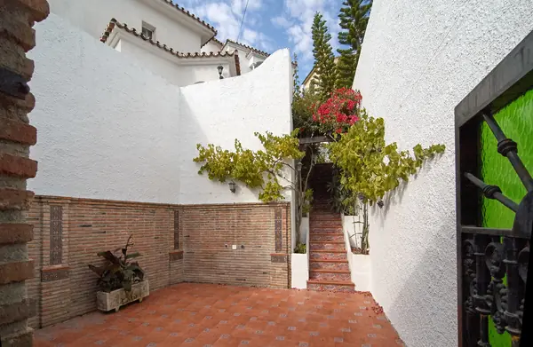 Дом в андалузском стиле