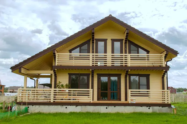 Деревянный дом из клееного бруса 237 метров (СП-237 GOOD WOOD)