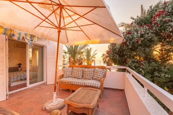 Вилла на берегу моря Кипр, Пафос