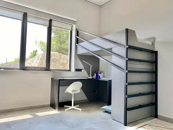 дом с видом на море