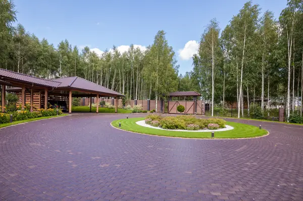 Родовое гнездо - трехэтажный загородный дом в Нижегородской области