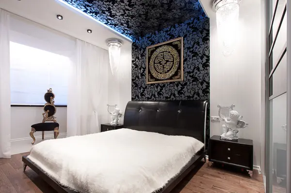 Квартира на ул.Кирова Черно-белое