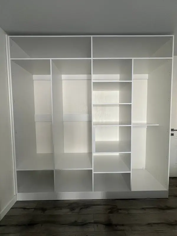 Стильный шкаф (сборка в деталях)