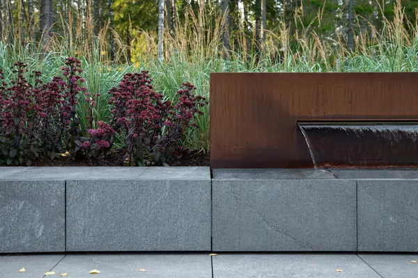 Сад на склоне