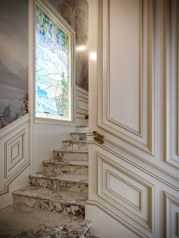 Лаконичный дизайн интерьера вестибюля от Mirt