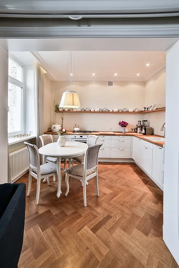 Из двушки в трешку. Квартира для семьи с детьми в центре Москвы.