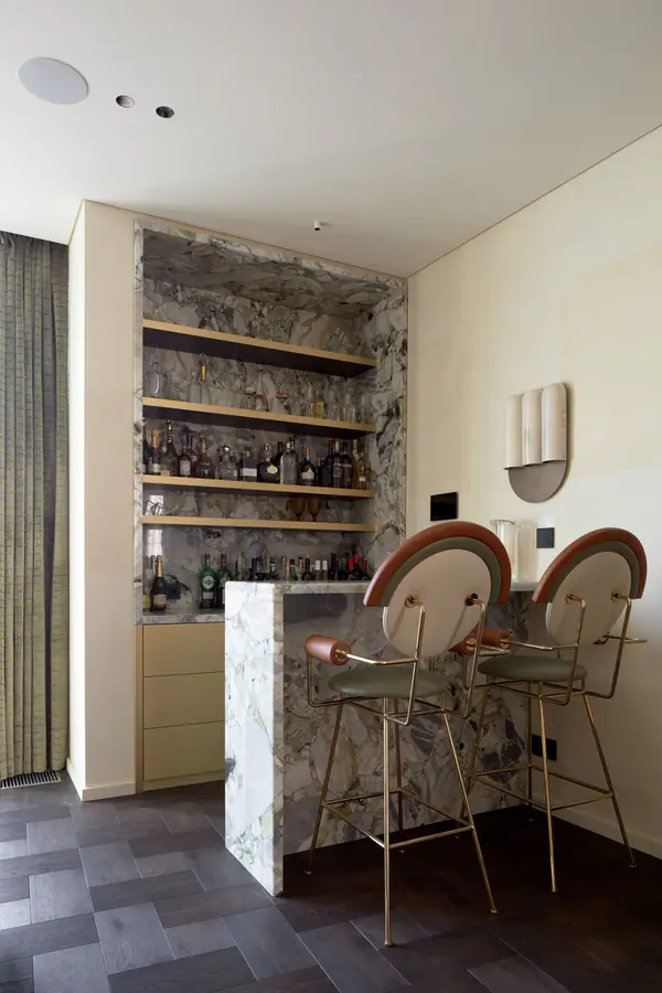 Баркли Плаза