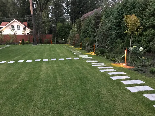 Участок в регулярном стиле