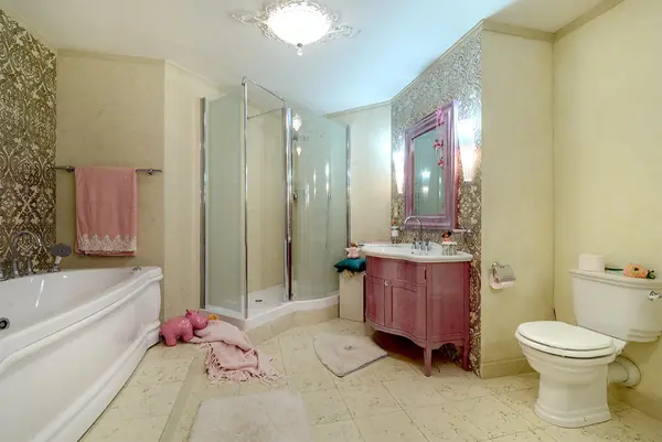 Изысканный классический интерьер дома