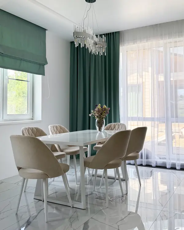 Раскладывающийся стол для приема гостей