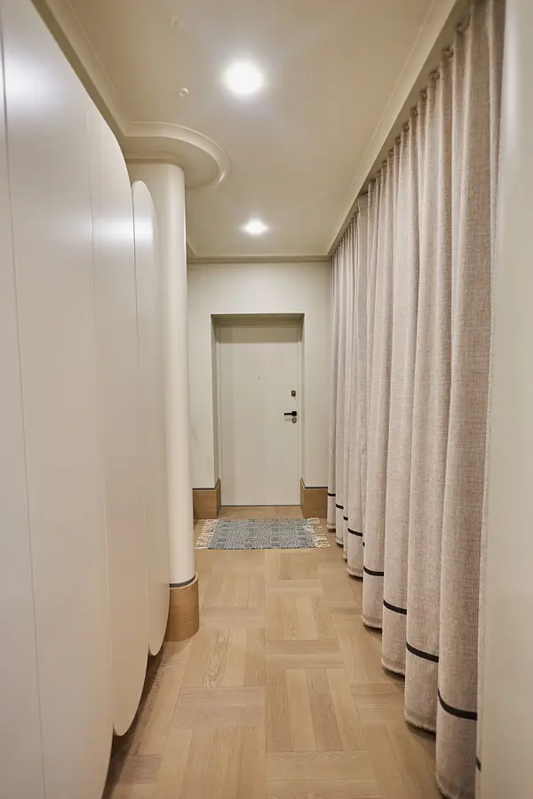 Кухня-столовая с завитком гюль