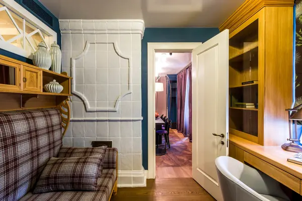 Холостяцкая квартира в центре Москвы