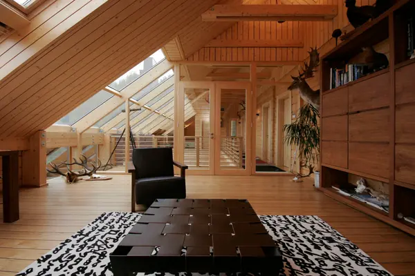 Мансарда из дерева