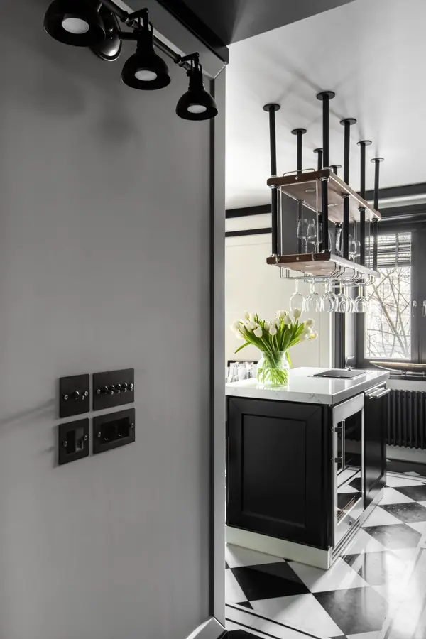 Квартира в 1-м Вражском переулке