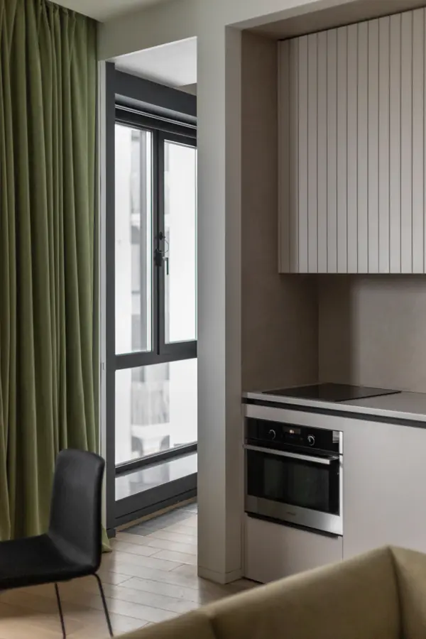 Flat for a couple of cardiologists