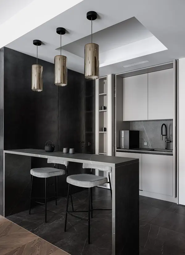 Монохромная квартира 90 м2 в центре Москвы