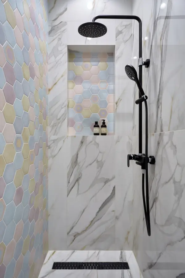 Классная двушка с кухней на лоджии 53 м²