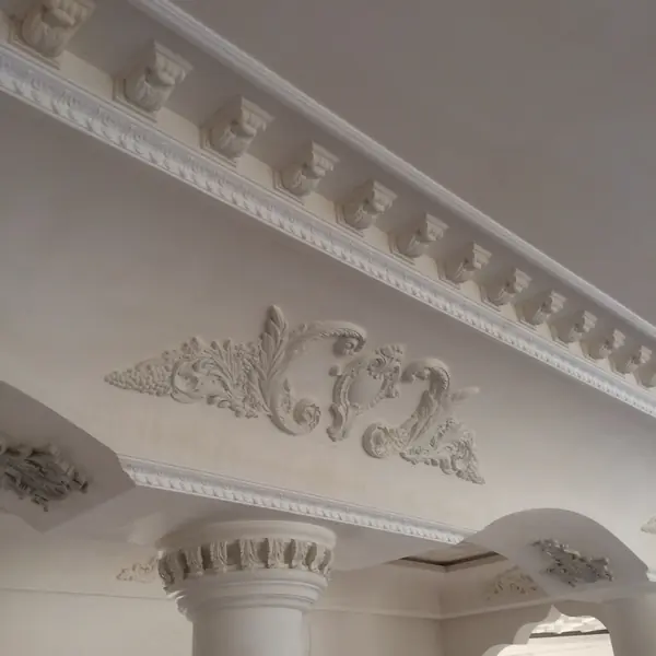 Монтаж гипсовой лепнины