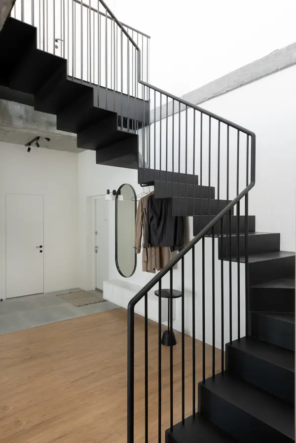 Двухуровневая квартира 130м2 с террасой и панорамным видом