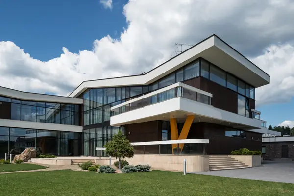 Дом "Пароход Иван Кузьмич" в коттеджном поселке "Никольская слобода"