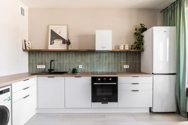 Аквилон Залив