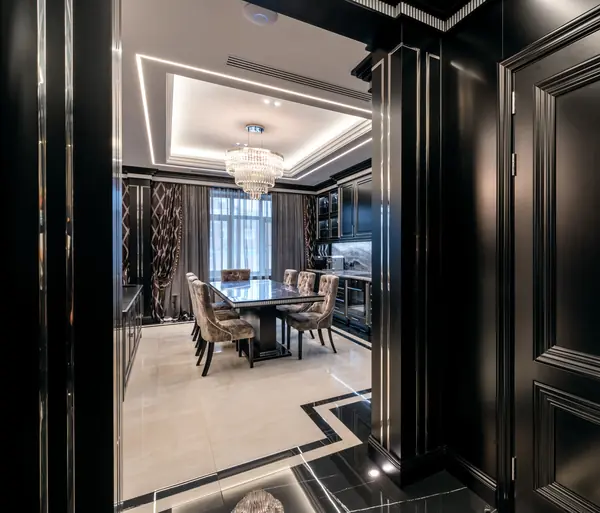 Тёмная роскошь