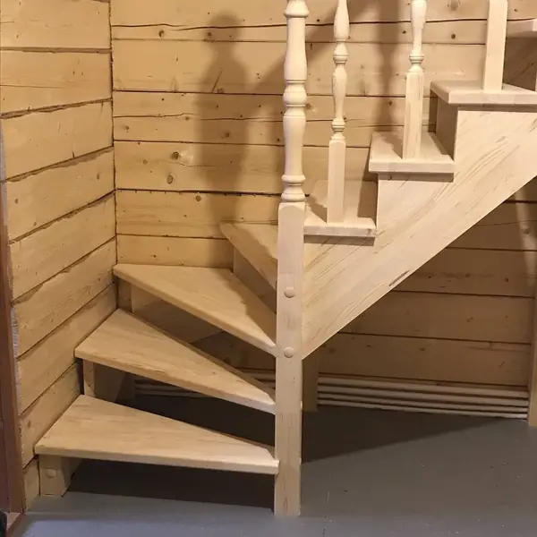 Деревянные лестницы на заказ