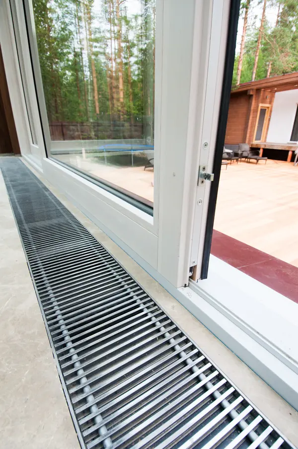 Остекление коттеджа в Ленинградской области