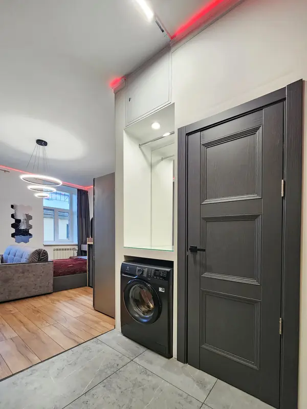 Студия в центре СПб на Невском