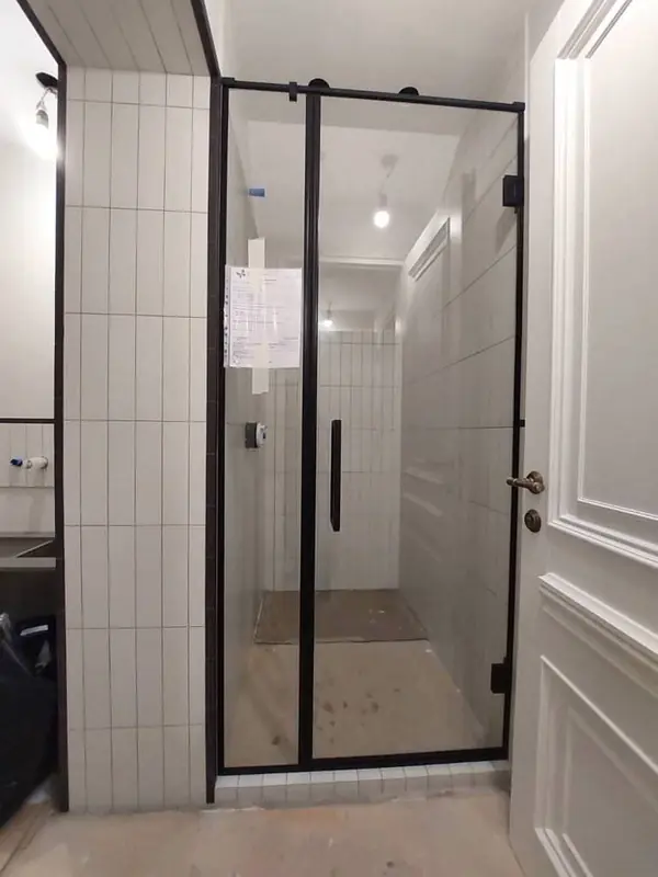 Душевая кабина/ванная комната