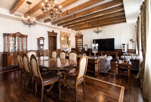 Classic style in history place