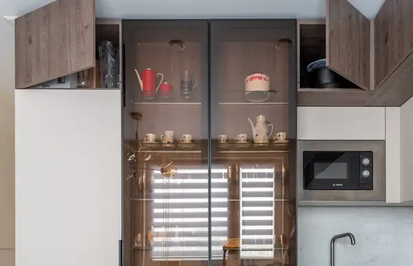 Кухня угловая в цвете Дуб Давос Трюфель и бежевый песок