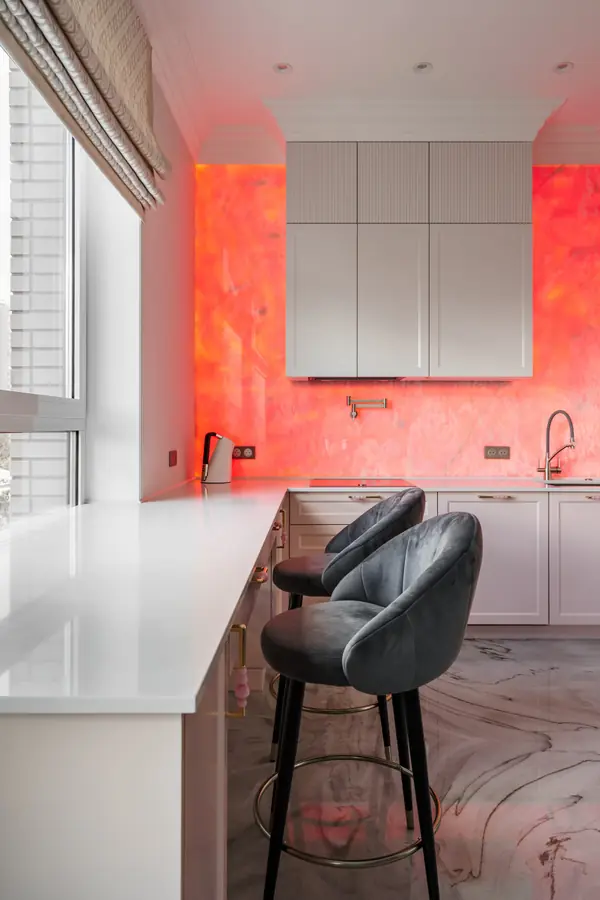 Акцент на оникс