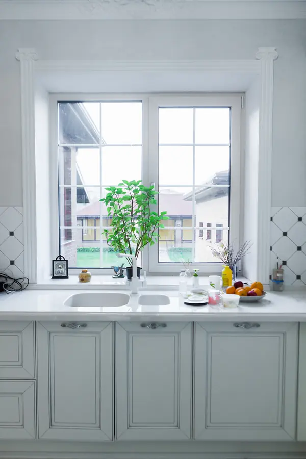 Примеры работ - белоснежная кухня