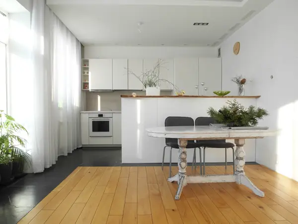 Кухня-гостиная в загородном доме